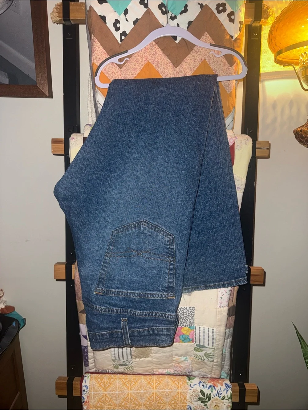 Signature by Levi Strauss Men’s Bootcut Jeans in Medium Blue Wash 32x30